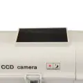 Atrapa kamery monitorującej CCTV z modułem solarnym i lampką LED Zasilana słonecznie - Silverline