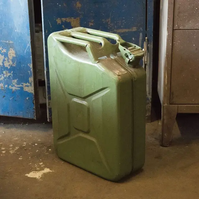 Metalowy kanister 20 l - Silverline